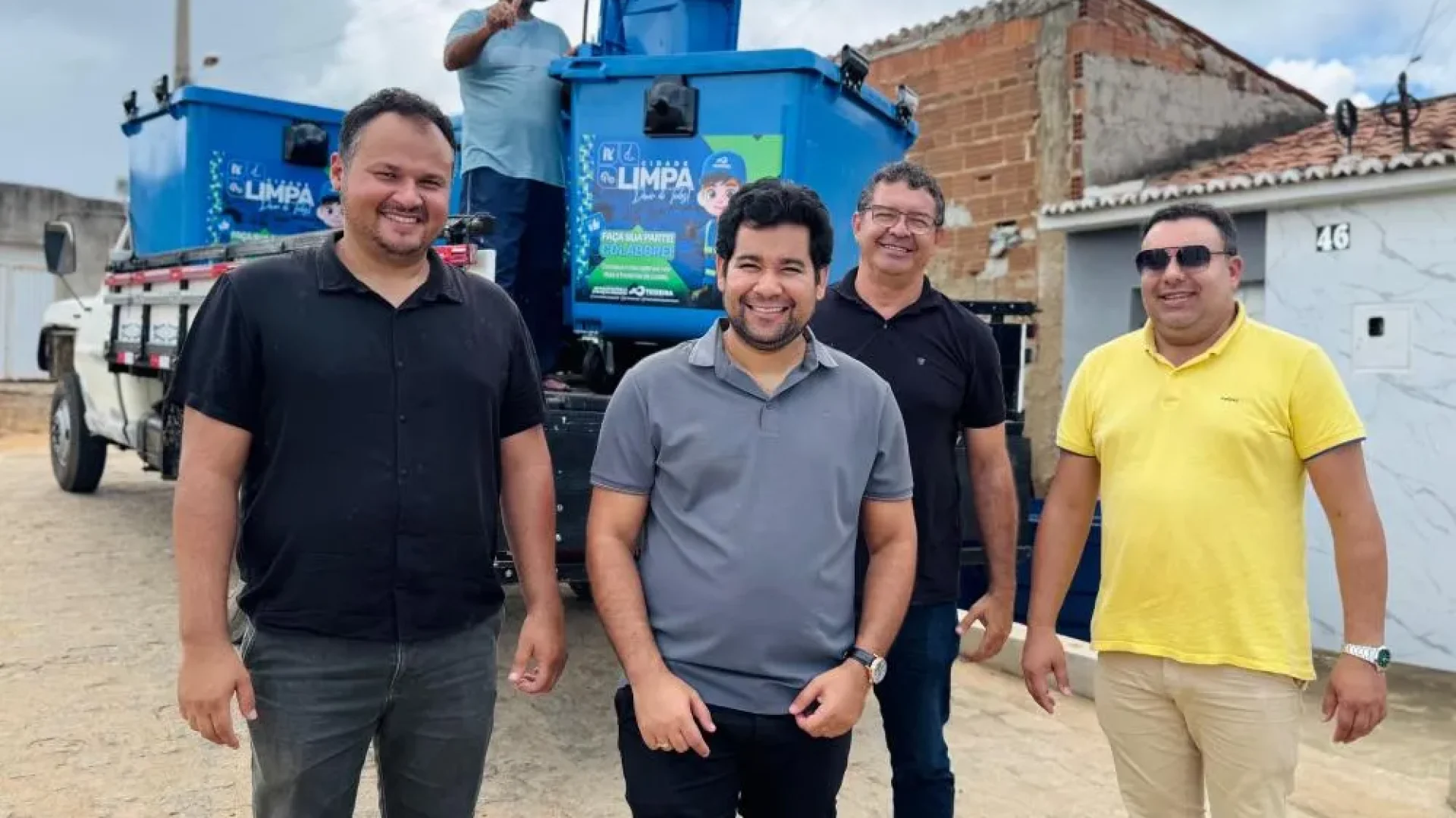 0a195ec7e80dee91f59d2993df9a1d9b