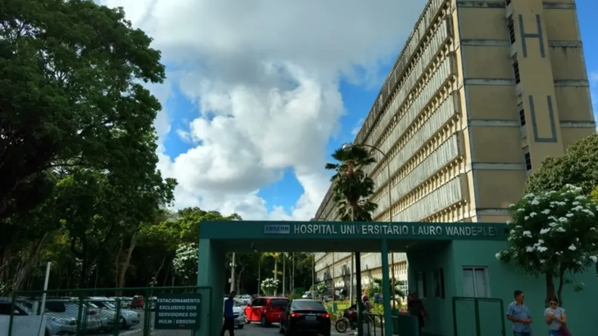 Atendimentos-voltam-ao-normal-em-hospitais-univers0017270400202405101543-8