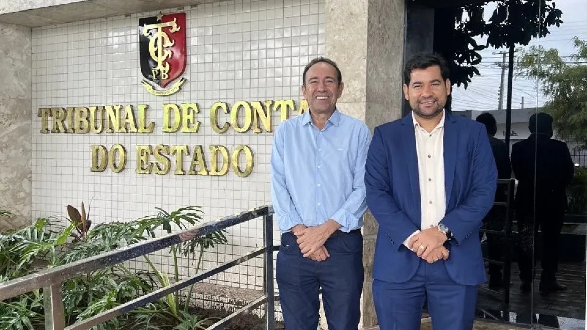 a3a8249732d2251f1a68ca24fa9bc077