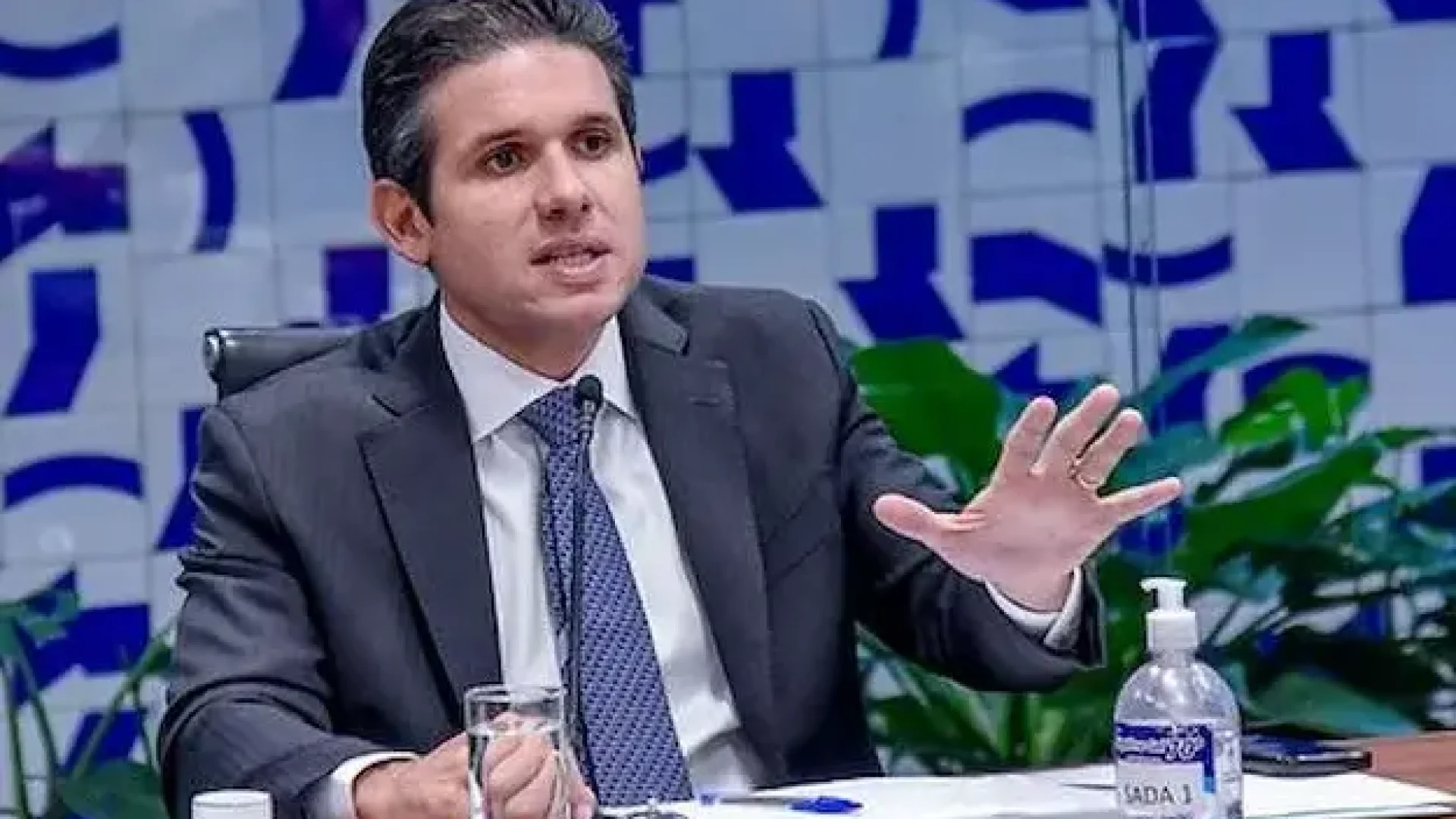 hugo-motta-presidente-camara-dos-deputados-e1771872294595