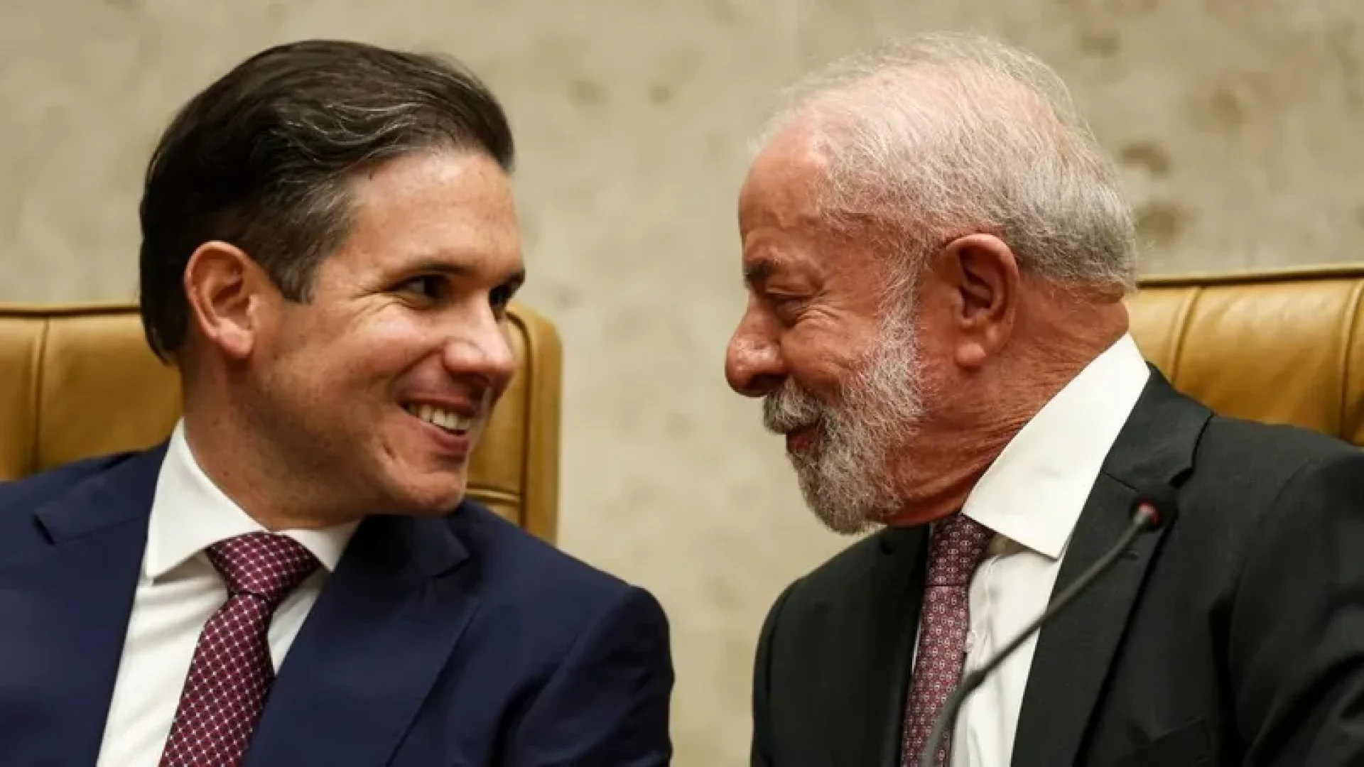 lula-e-hugo-motta-na-abertura-do-ano-judiciario-de-2026-85830_800x450